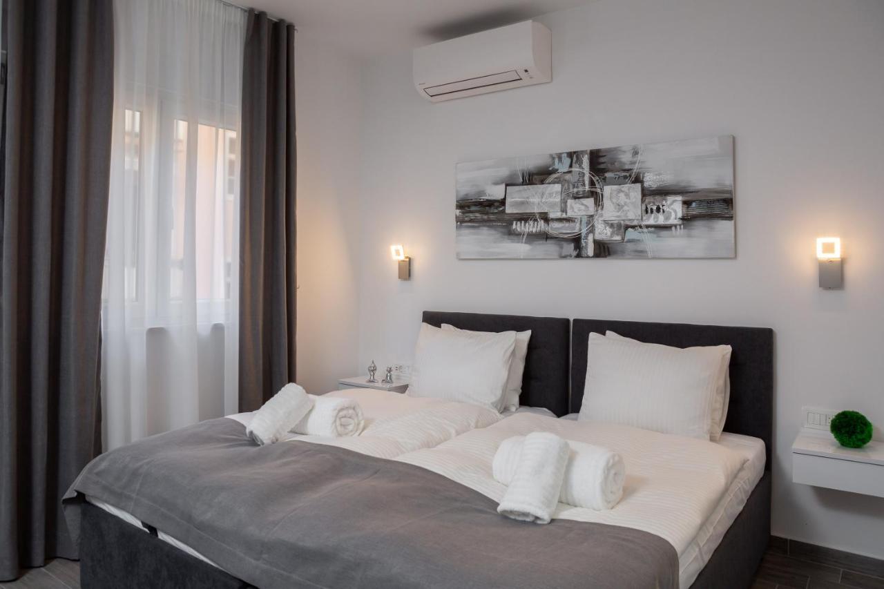 Luxury Studios & Room Five 斯普利特 外观 照片