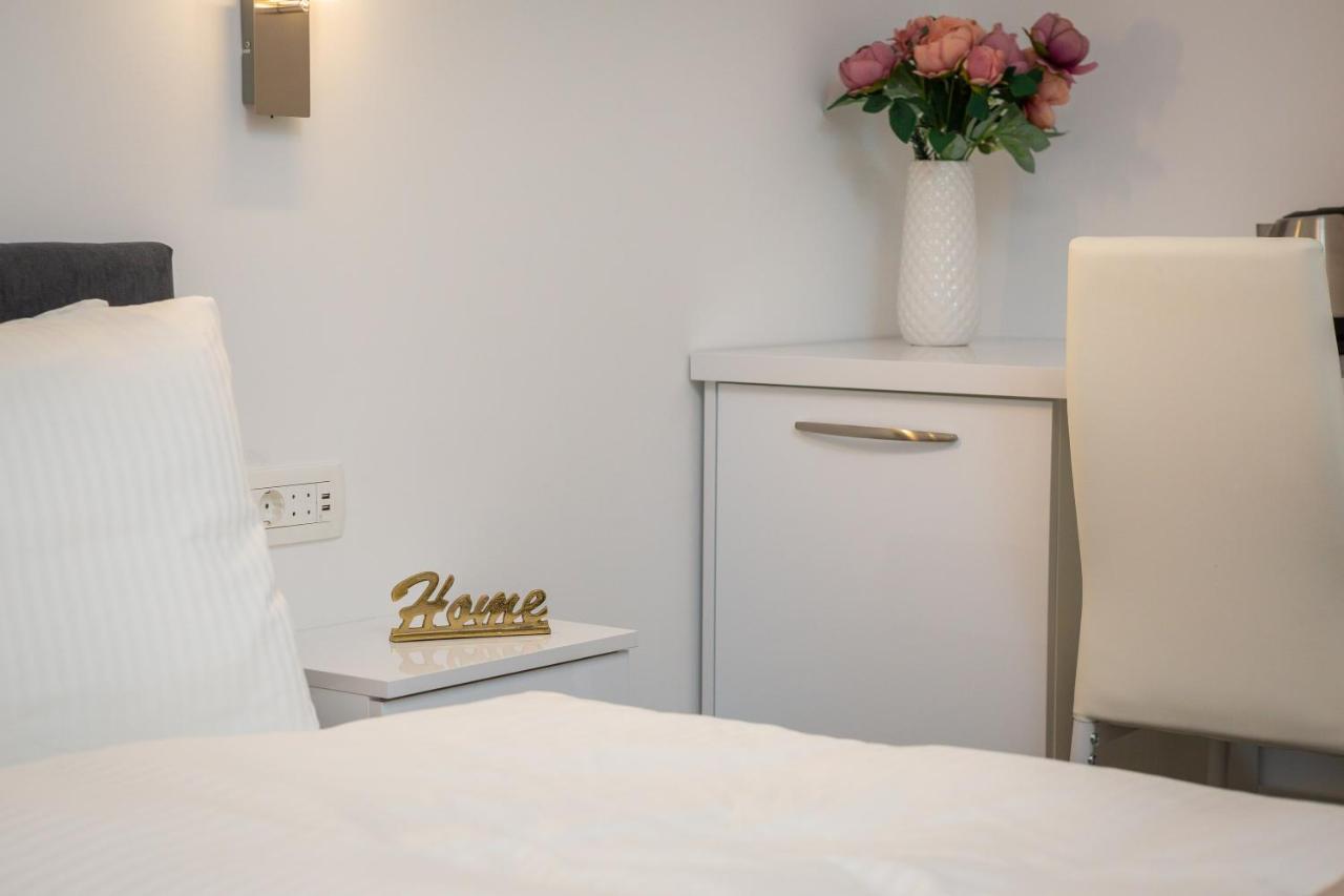 Luxury Studios & Room Five 斯普利特 外观 照片